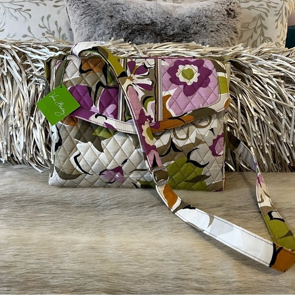 New VERA BRADLEY Portobello Road Tech Tote Crossbody Green Purple Floral 2012 - Picture 1 of 14